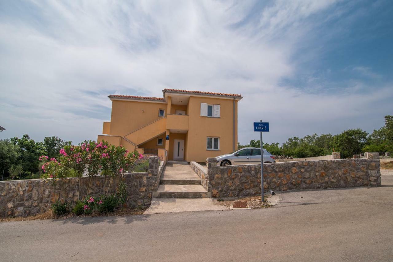 Apartments Sanjin Kornić Zewnętrze zdjęcie
