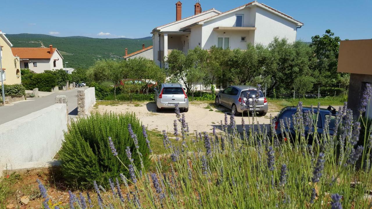Apartments Sanjin Kornić Zewnętrze zdjęcie