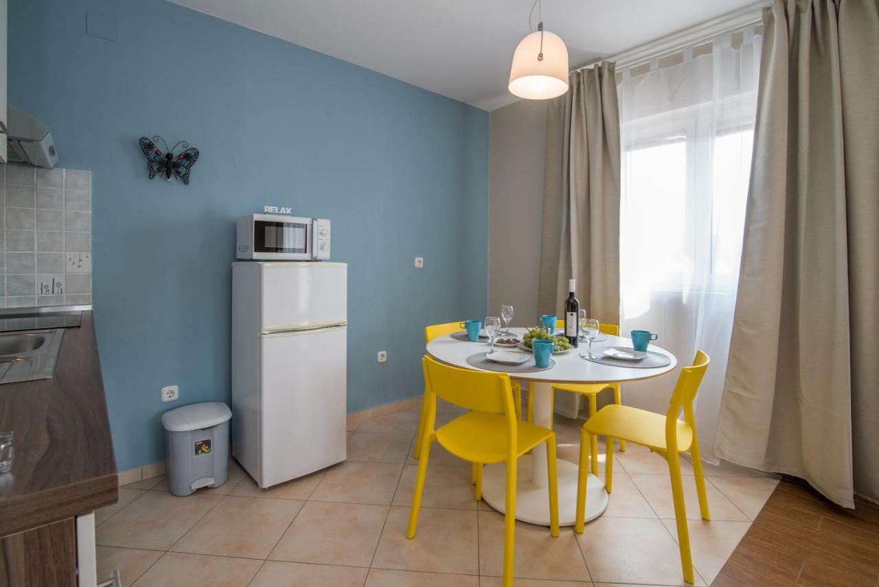 Apartments Sanjin Kornić Zewnętrze zdjęcie
