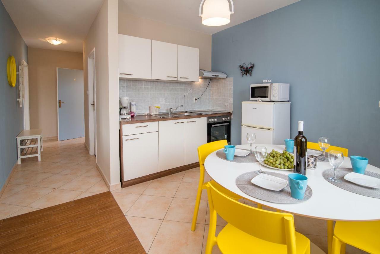 Apartments Sanjin Kornić Zewnętrze zdjęcie