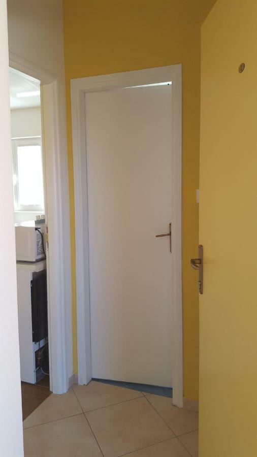 Apartments Sanjin Kornić Zewnętrze zdjęcie